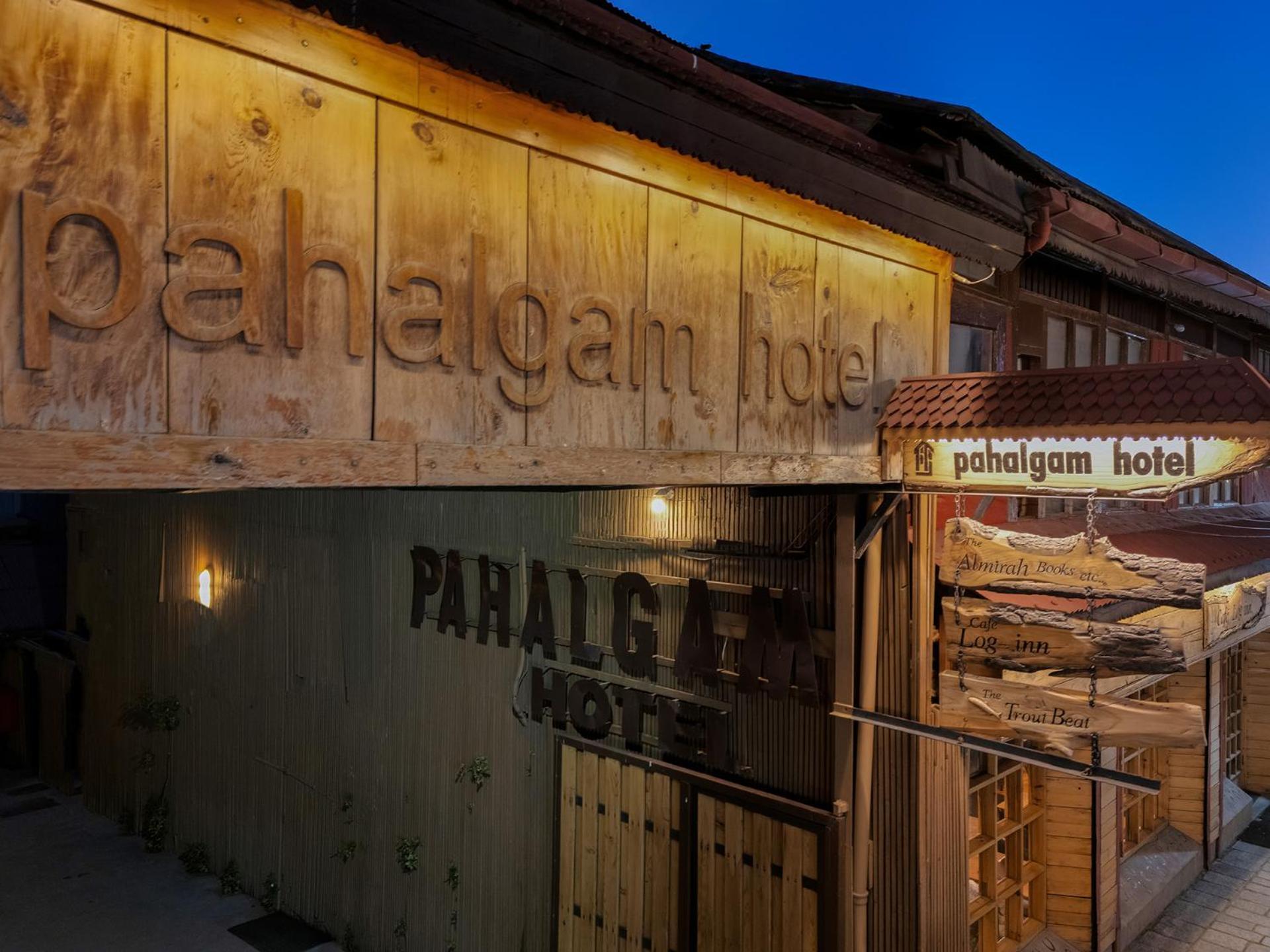 i Pahalgam på 100 m². Soveværelser: 1. Private badeværelser: 1. Eksteriør billede